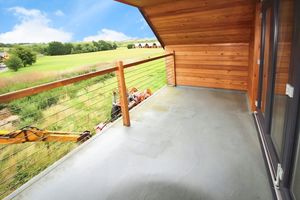 Photo 17- click for photo gallery